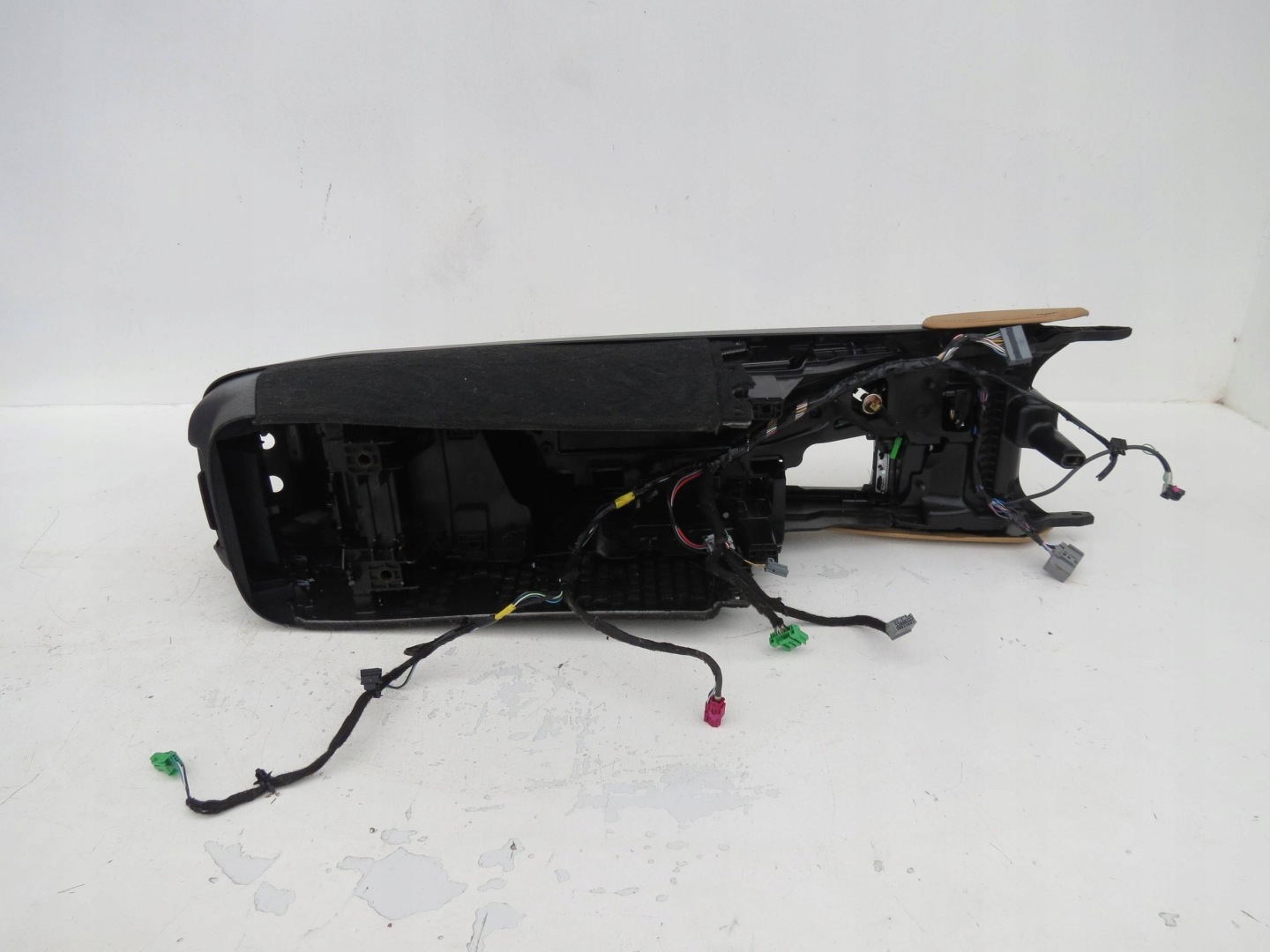 bracciolo TUNEL VOLVO S90 II 2.0 D 190KM 2016-2021R 31377381