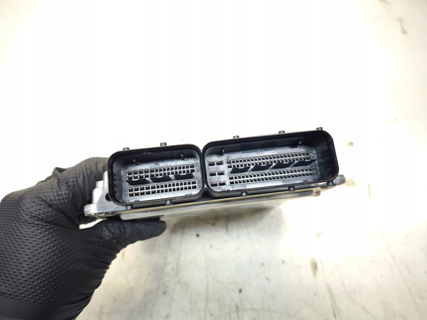 control unit computer of the engine AUDI A4 B8 A5 8T 2.7 TDI 8K1907401E