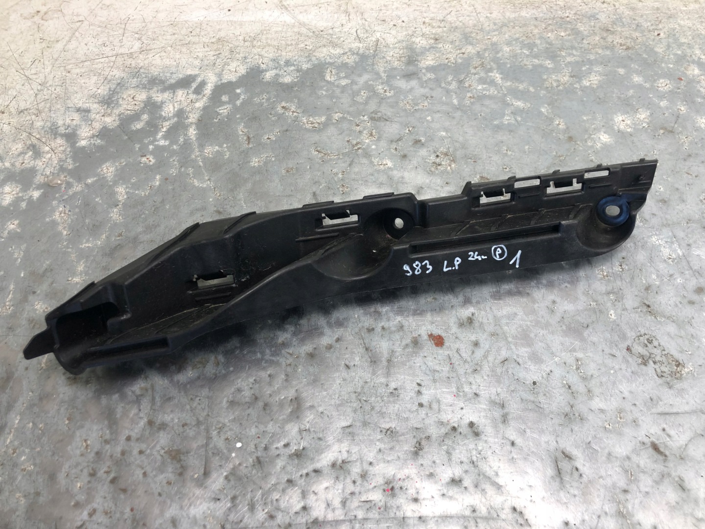 bumper bracket left front PORSCHE BOXSTER EV 983 983807889