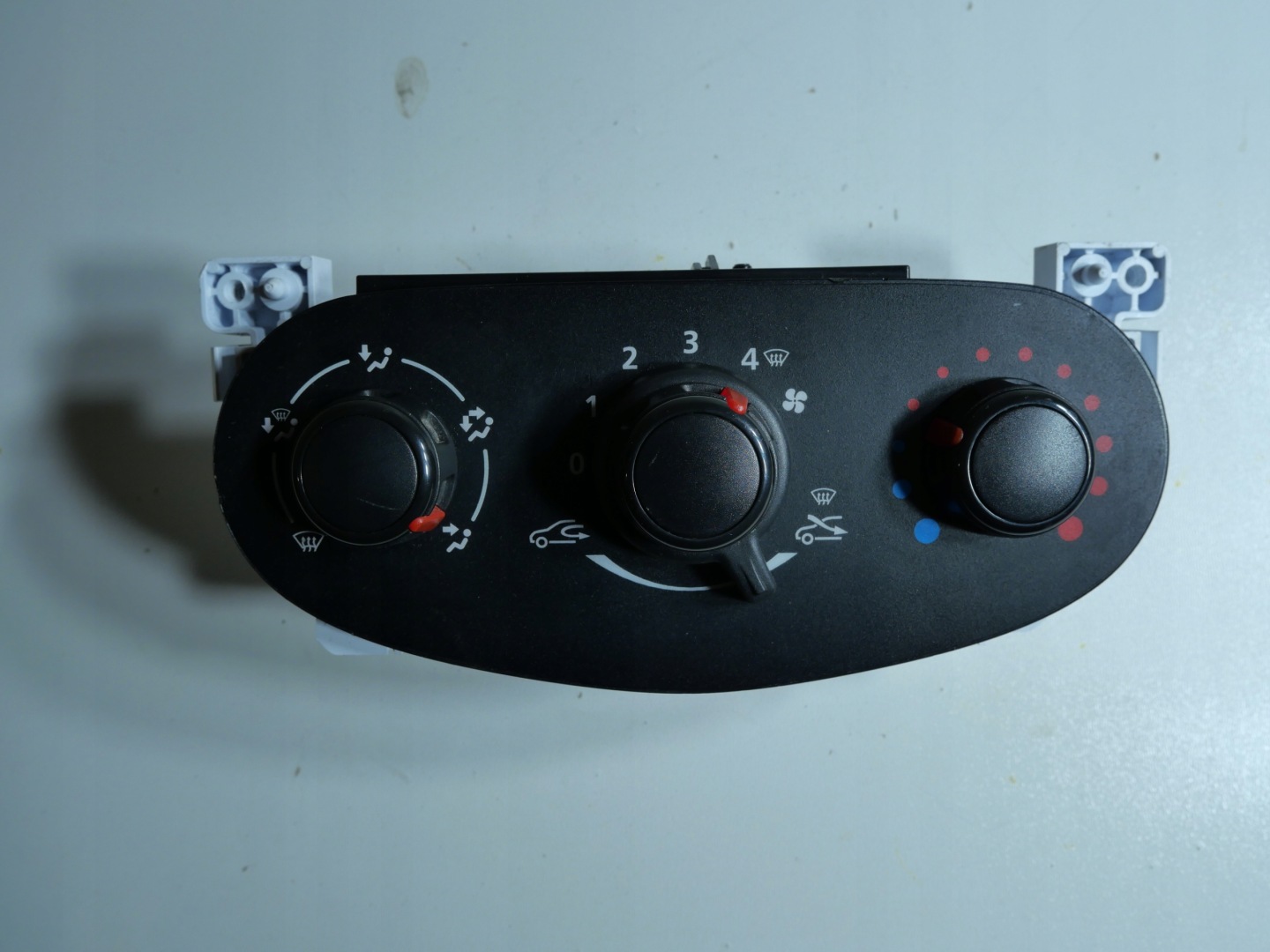 PANEL air conditioning devices DACIA DOKKER 1B1541300