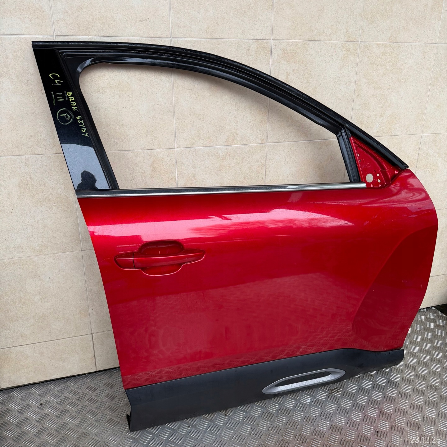 door complete front right CITROEN C4 III 2021 ROK does not have windows