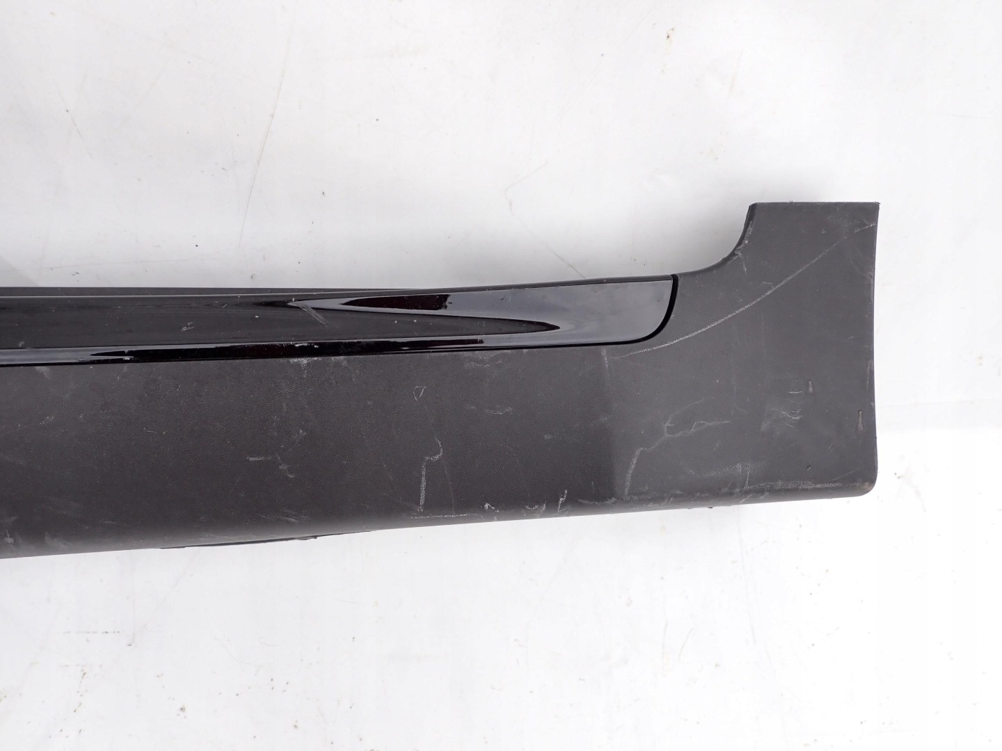 KIA SPORTAGE IV GT-LINE LIFT moulding threshold right