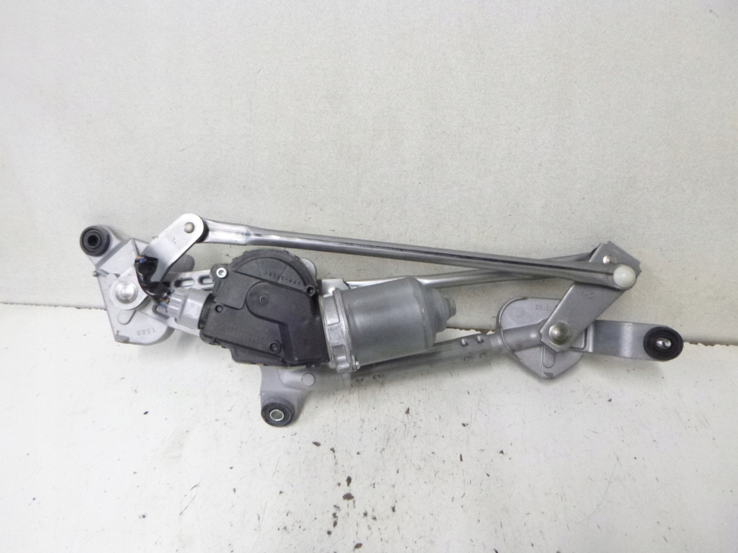 wiper mechanism front SUZUKI SX4 38110-79J00 2009r.