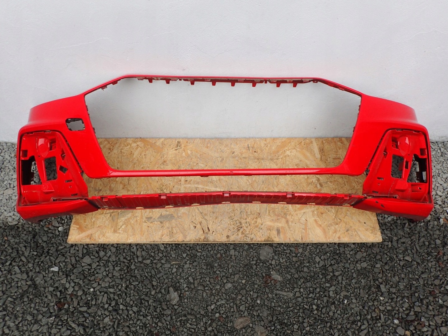 bumper front front AUDI A1 2 II 82A S LINE 18