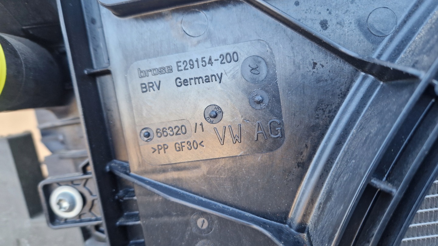 hüttök ventilátor VW T6.1 MULTIVAN 2.0 TDI 2019- JAK új KOMPLET