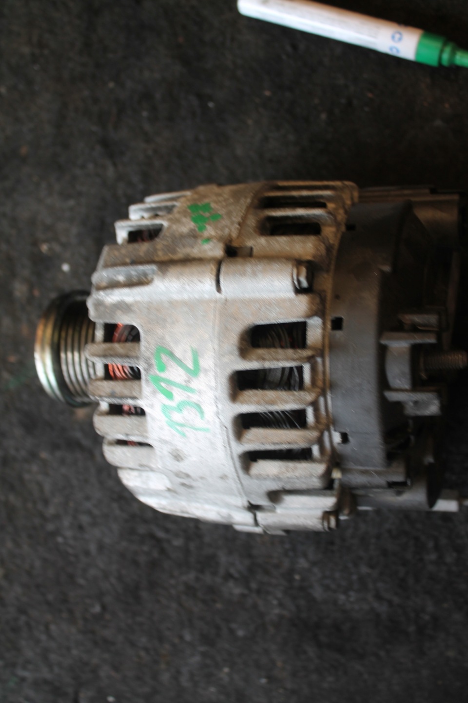 1312. alternator VW 04L903023H