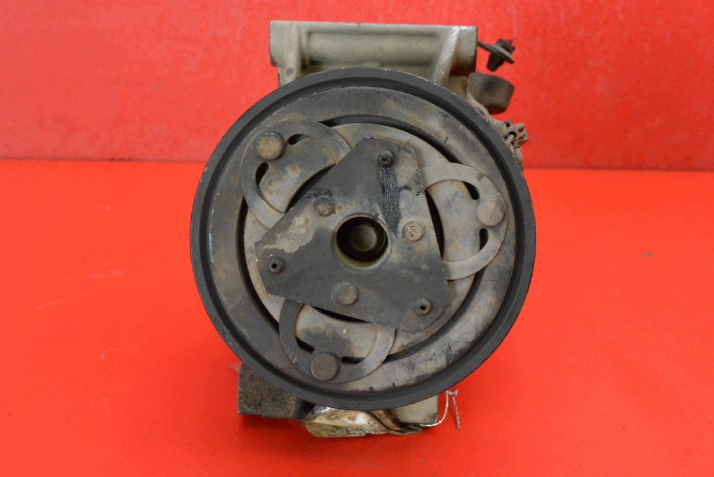 Compressore Pompa CLIMATIZZATORE ARIA CONDIZIONATA 926008367R DACIA DOKKER 1.6 SCe 102 KM 12-17