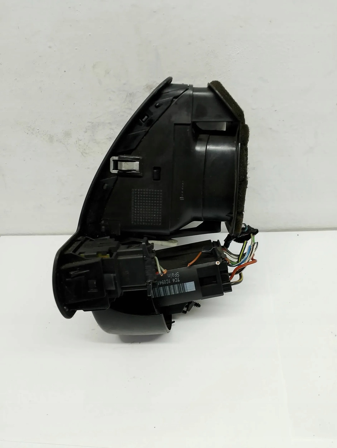 grid air conditioning devices Volkswagen Polo 6X1819703A