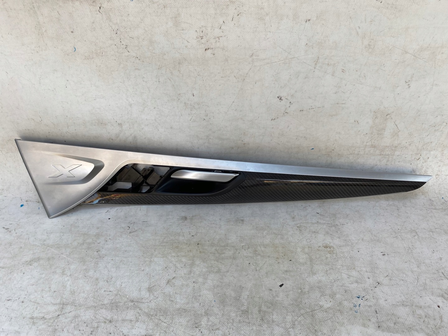 BMW X3 G01 17- moulding DEKOR door left front 7410289