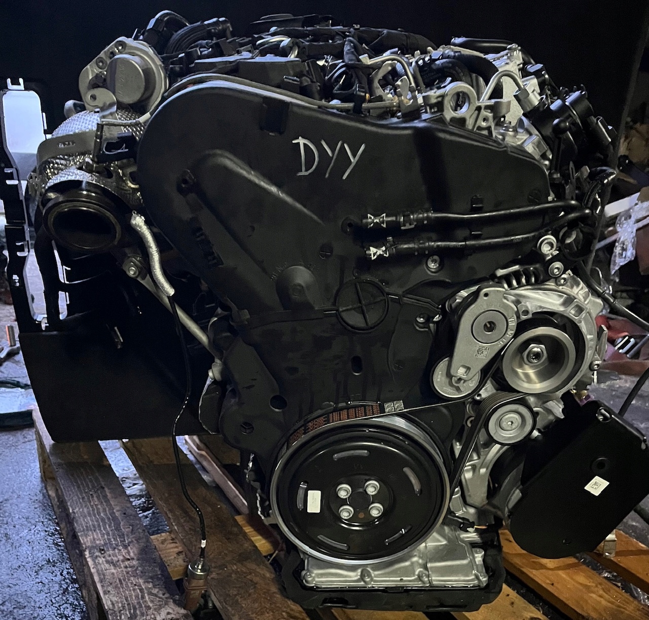 IDEALNY KPL. engine AUDI VW DYY DYYA 2.0d 1000km 25r 1