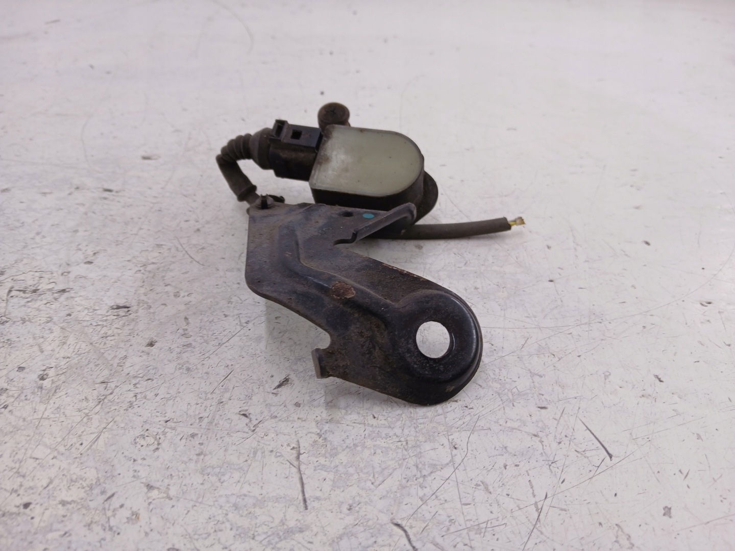 AUDI A6 C6 Sensor POZIOMOWANIA Leuchten 4F0616571K