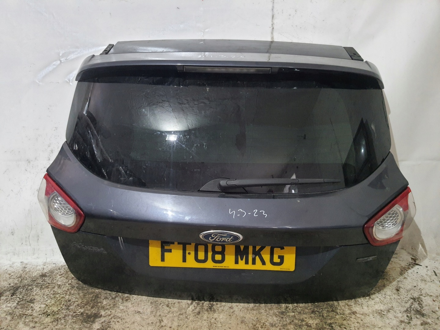 FORD KUGA MK1 08-12 H8 boot door tilting window