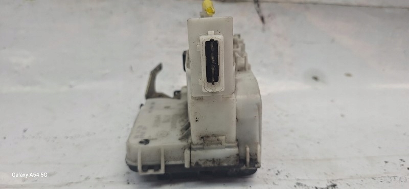lock door right front VW POLO 99- 1HS862154