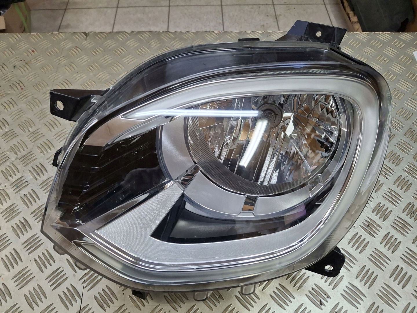 light left front LED RENAULT TWINGO III LIFT 2018R->