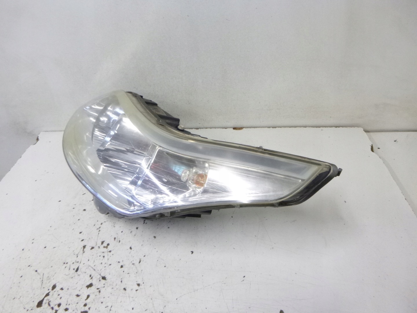 light front Citroen C4 Coupe 2005r. 9646893980