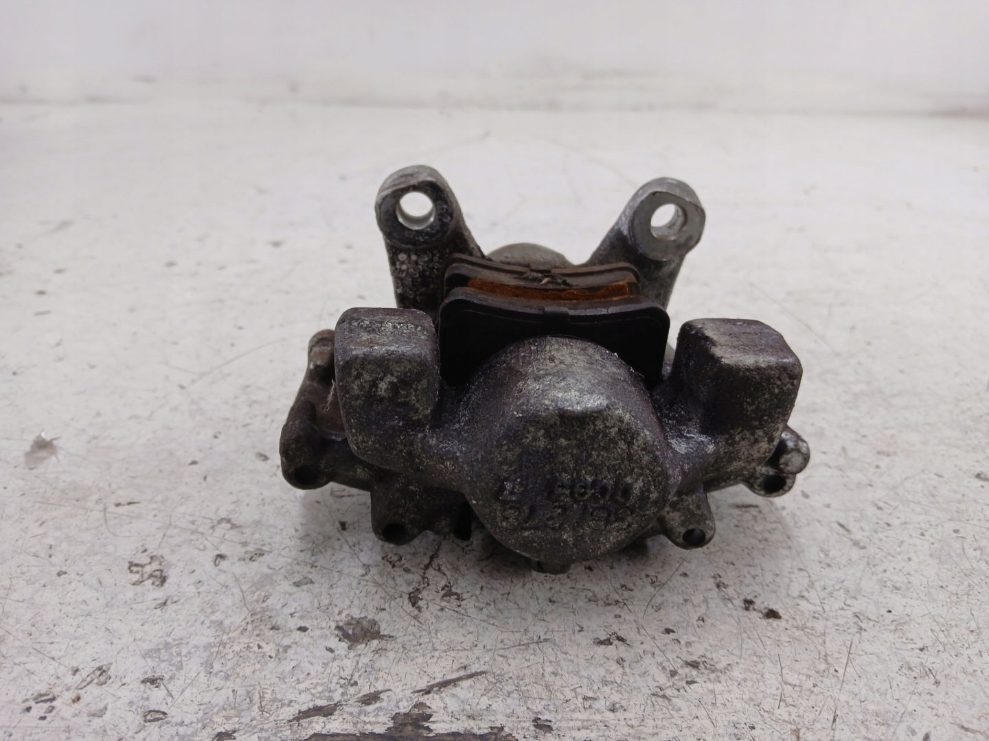 MERCEDES W203 caliper brake left rear part