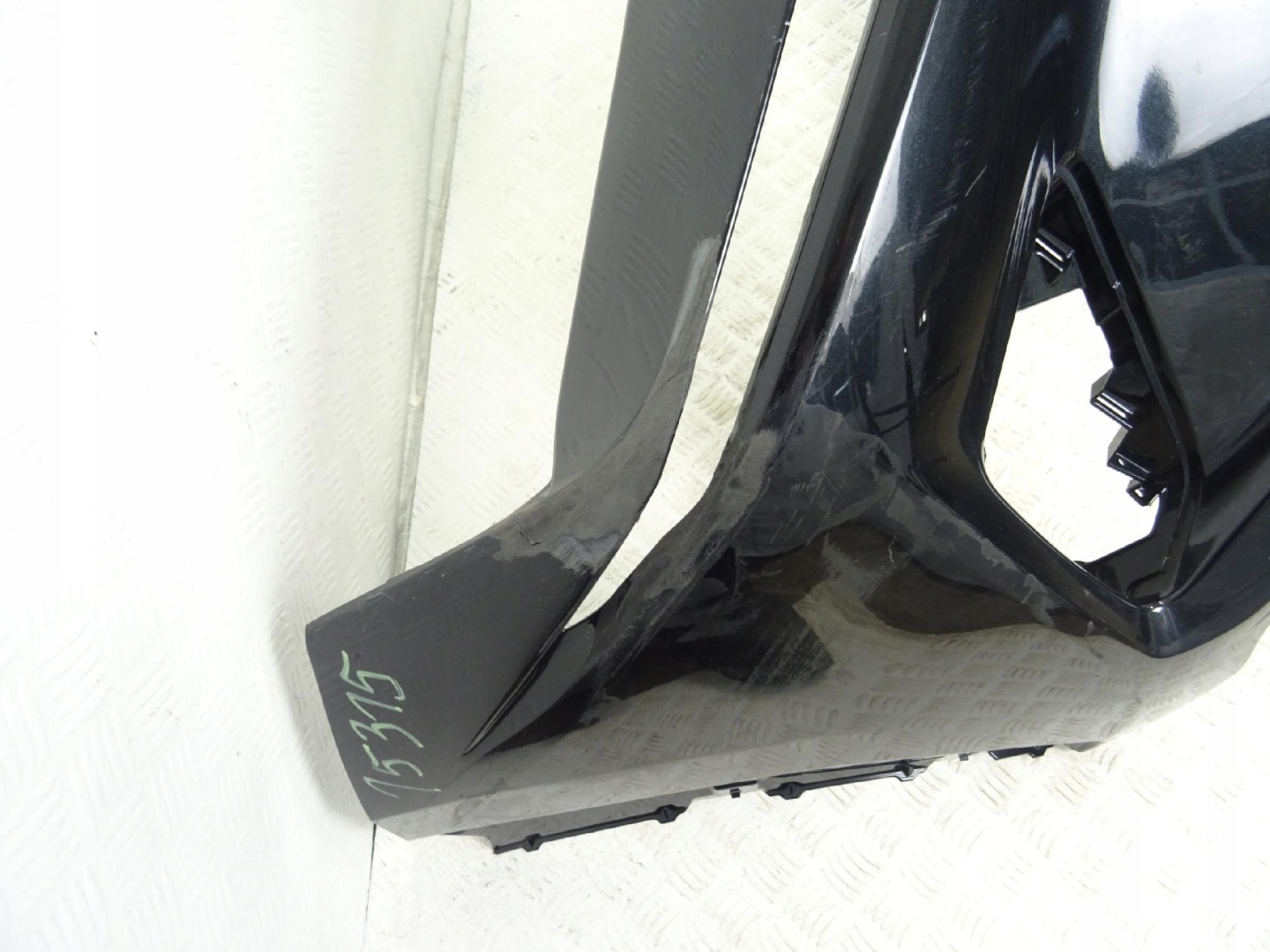 Lexus NX 300H LIFT 17- bumper front front