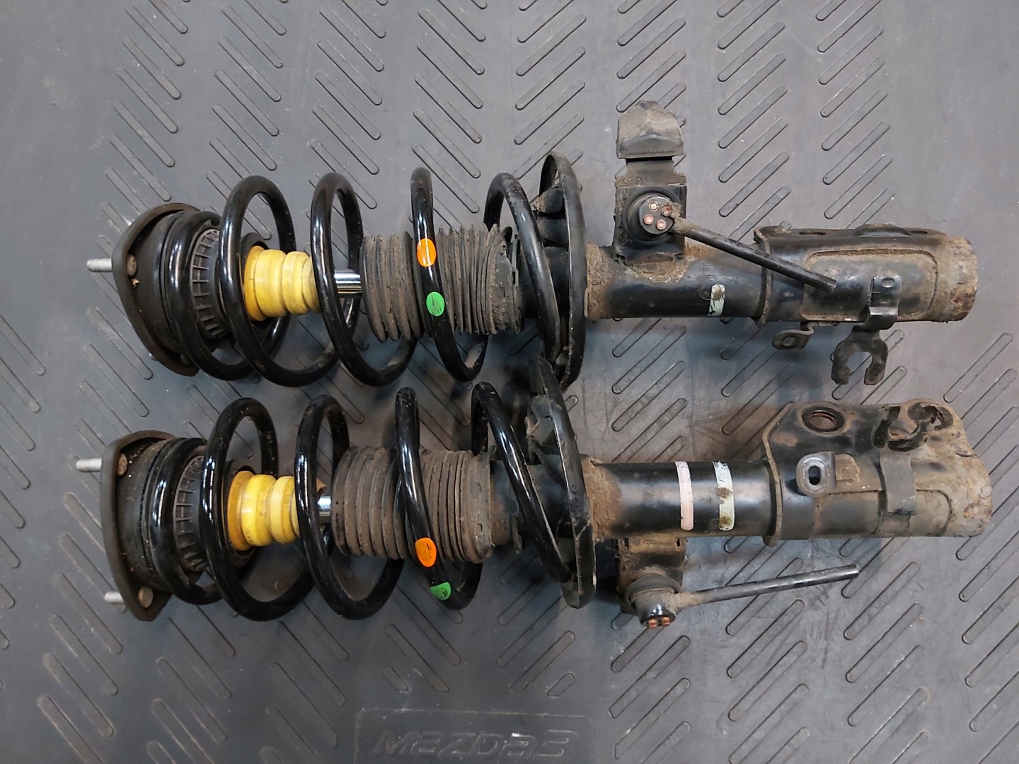shock absorber front left right MAZDA 6 III GJ 2.2 D