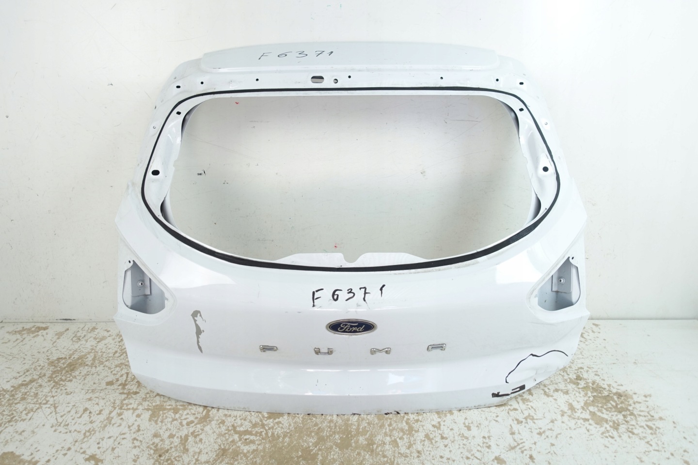 FORD PUMA II 2019- cover trunk door boot L1TB-S431F78-AA