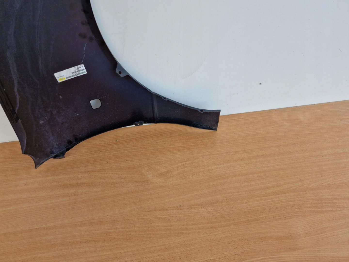 SUZUKI SWIFT MK3 left fender front 5771160B21