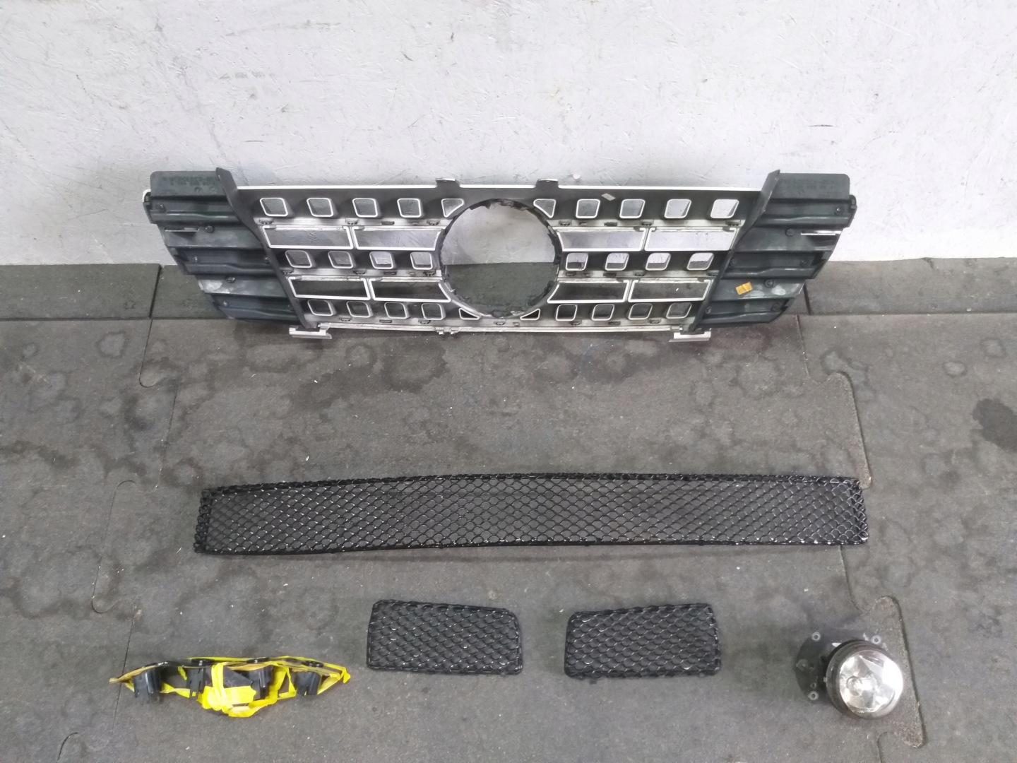 PARAURTI ANTERIORE MERCEDES ML W164 AMG