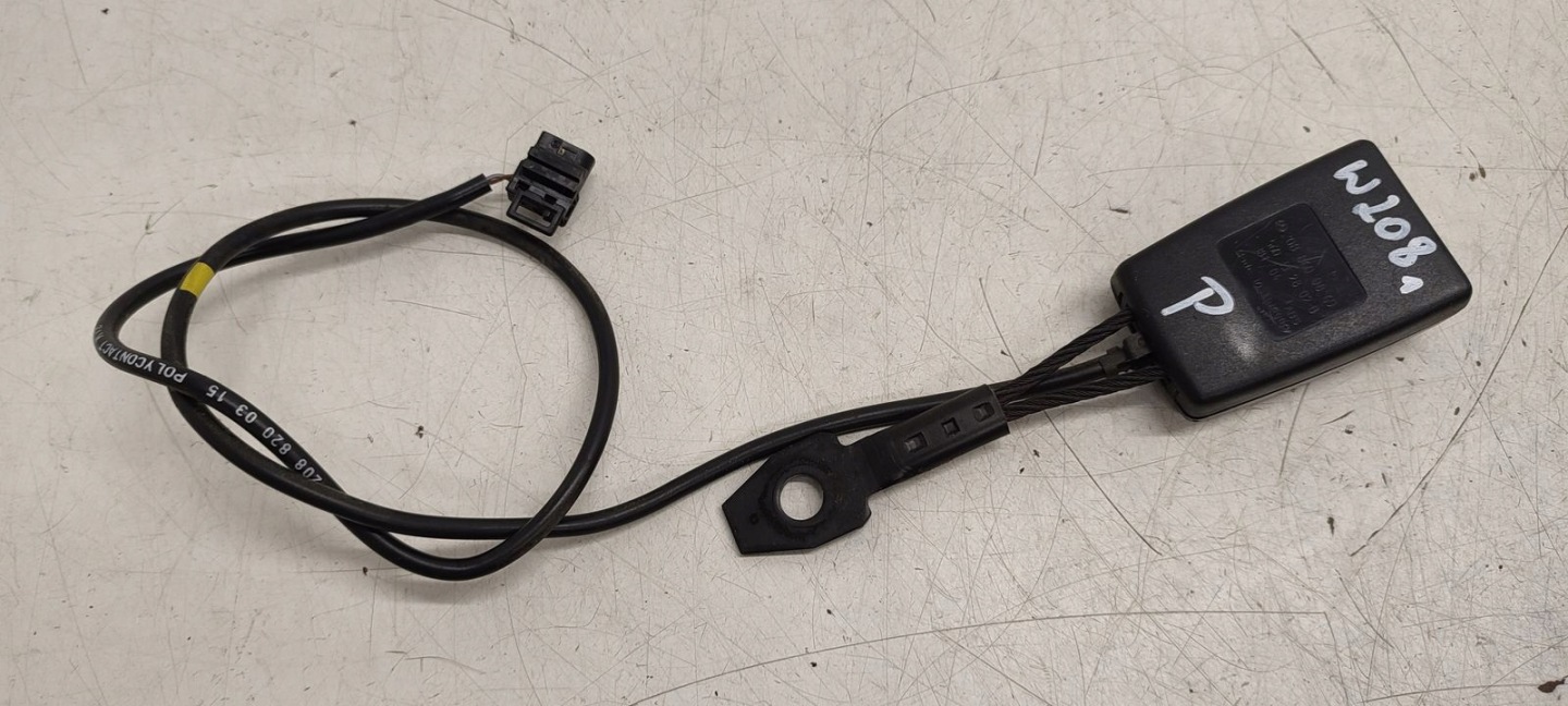 Zapinka supports right front Mercedes W208 2,0 compressor;