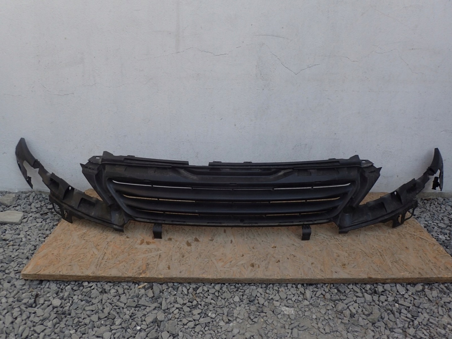 GRILL GRILL PEUGEOT 308 T8 2 II 2013-2016R