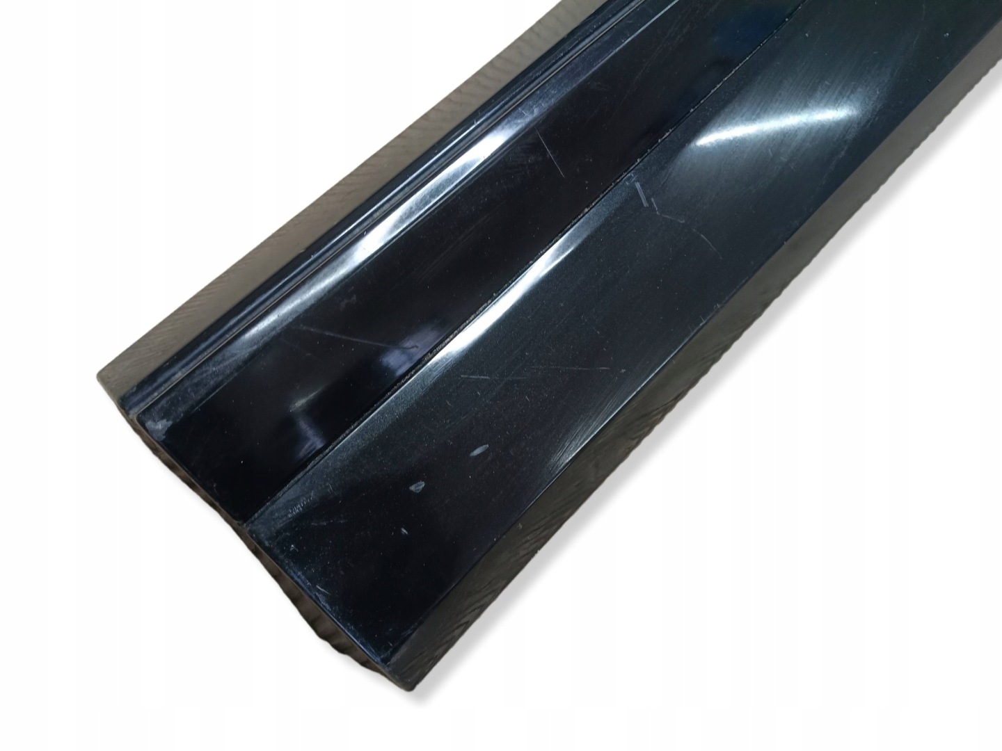 AUDI Q3 83A front left moulding door 83A853959A/B
