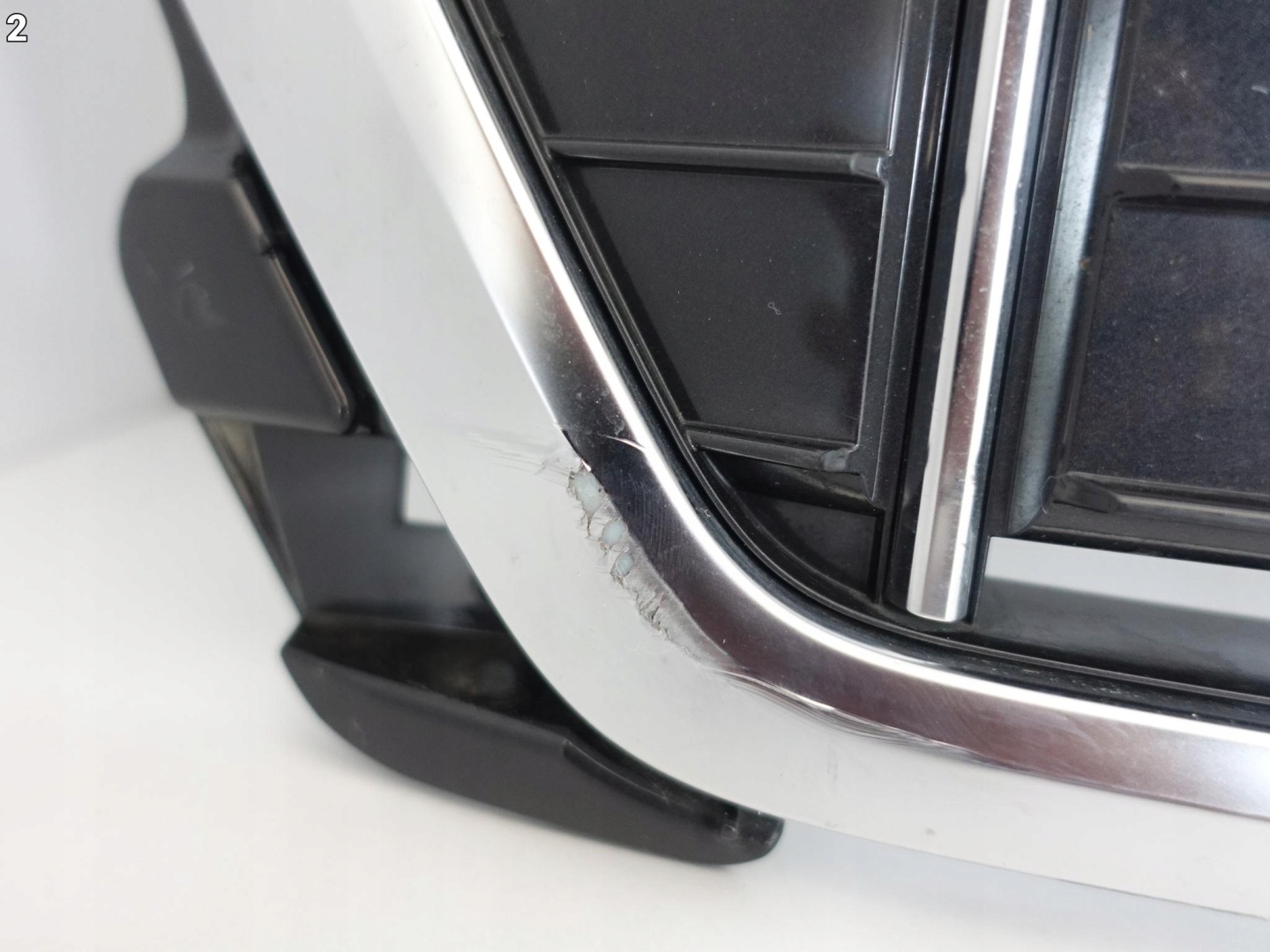 AUDI Q3 II F3 83A S-LINE 18- grid grill grille W bumper front