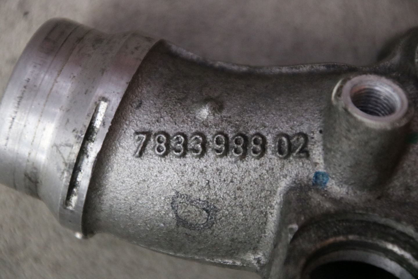 BMW M5 E60 E61 LCI M6 E63 E64 S85 Bride WODNY Thermostat 7833988