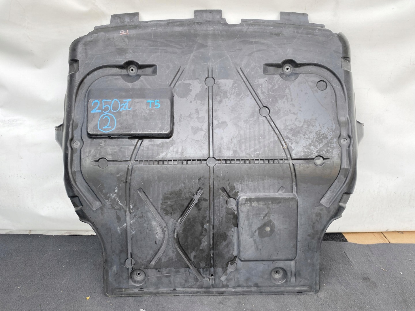 VW TRANSPORTER T5 LIFT MULTIVAN 09- cover lower below engine originál
