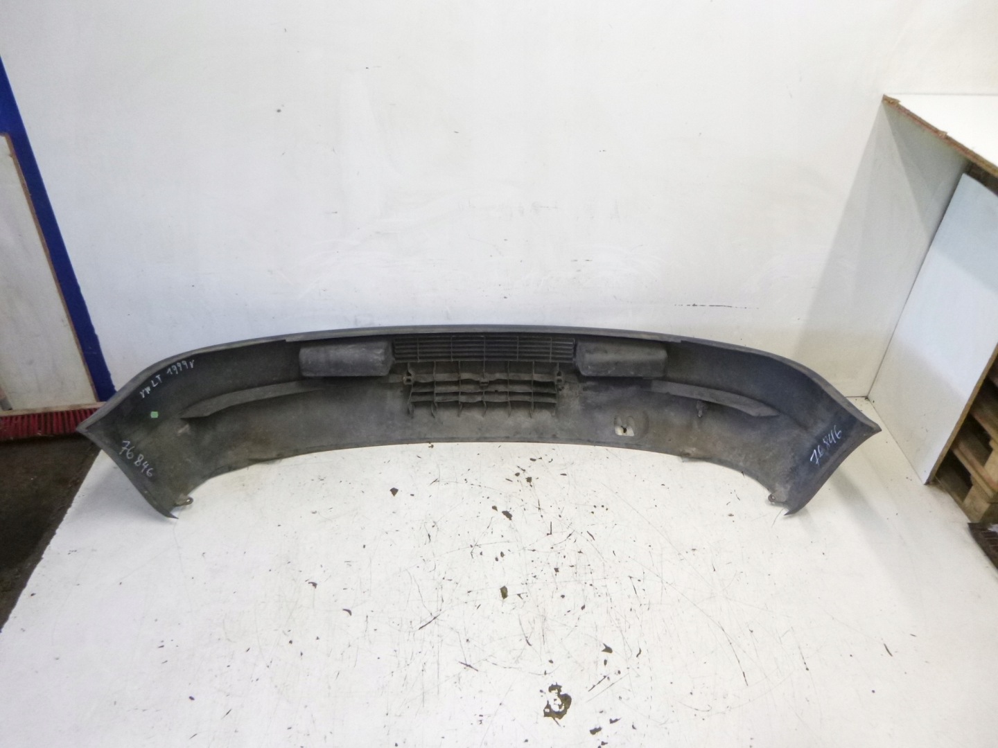front bumper VW Volkswagen Passat LT 1999r.