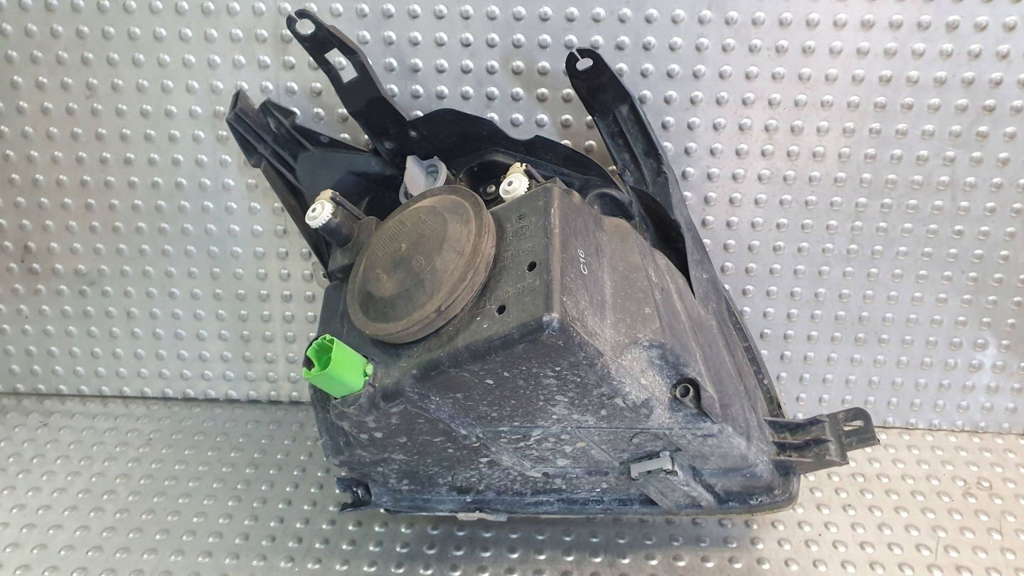 light front left FORD FUSION LIFT 02
