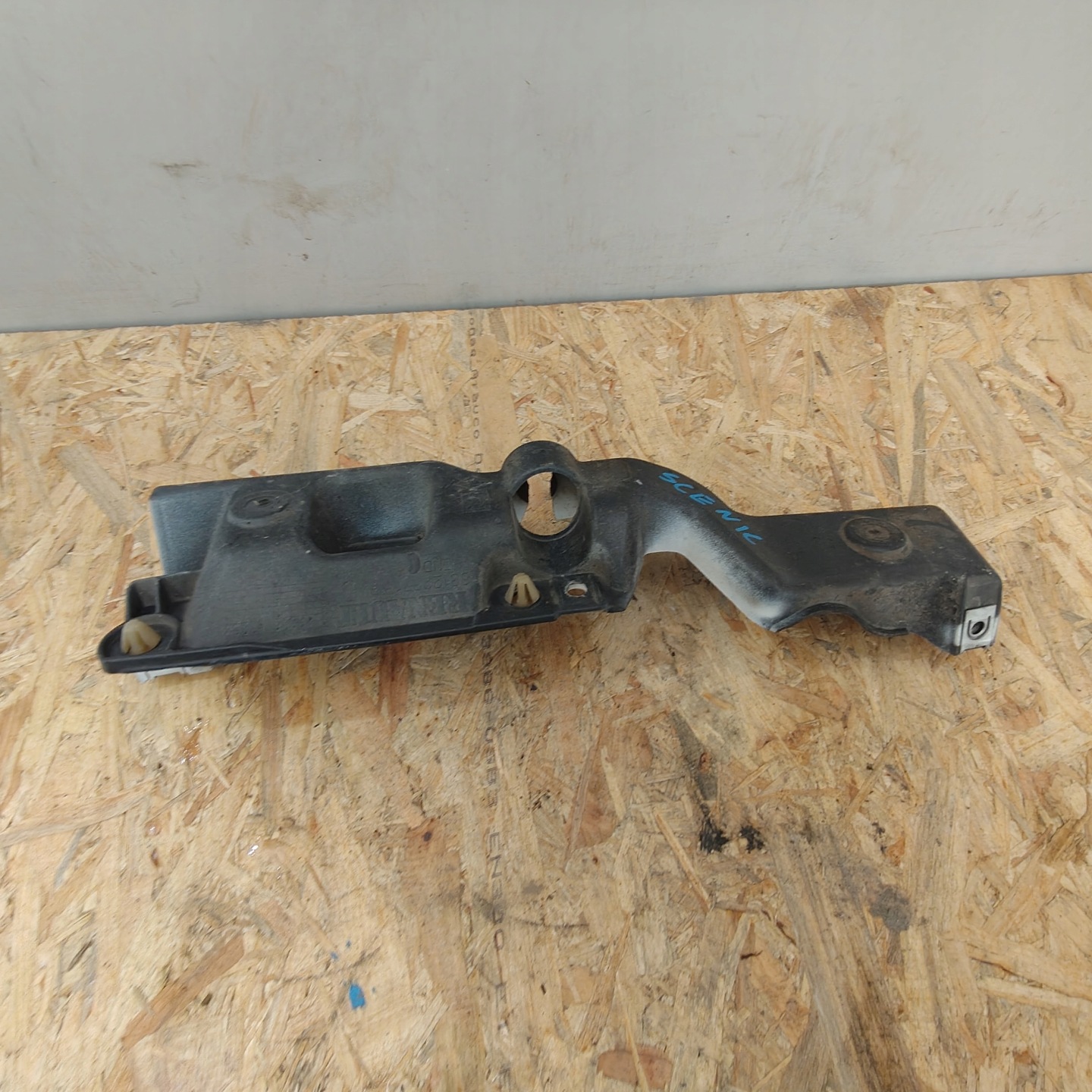 Supporto parafango Destra Anteriore RENAULT SCENIC III LIFT