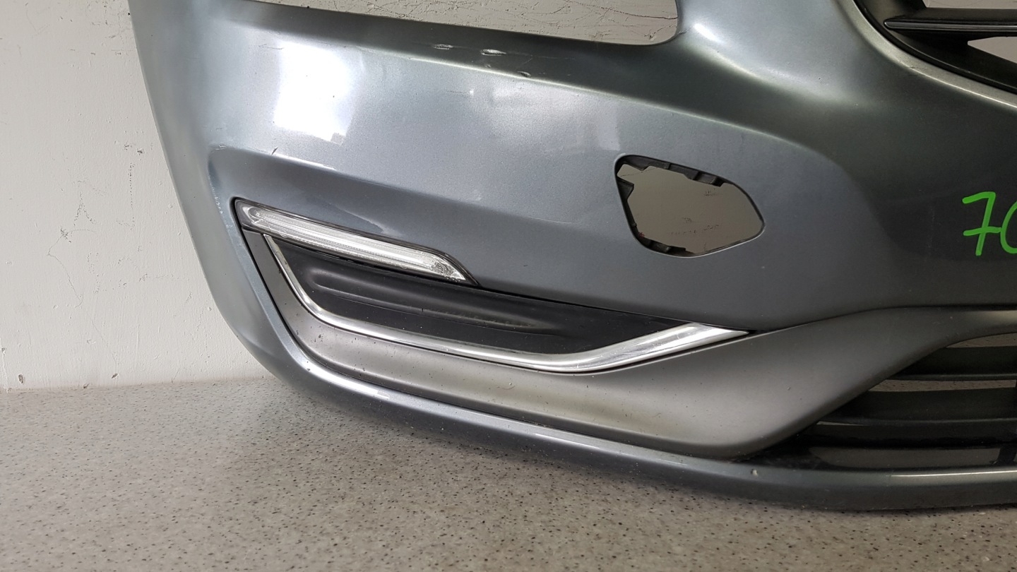 VOLVO S60 2013 - nárazník předek 7024