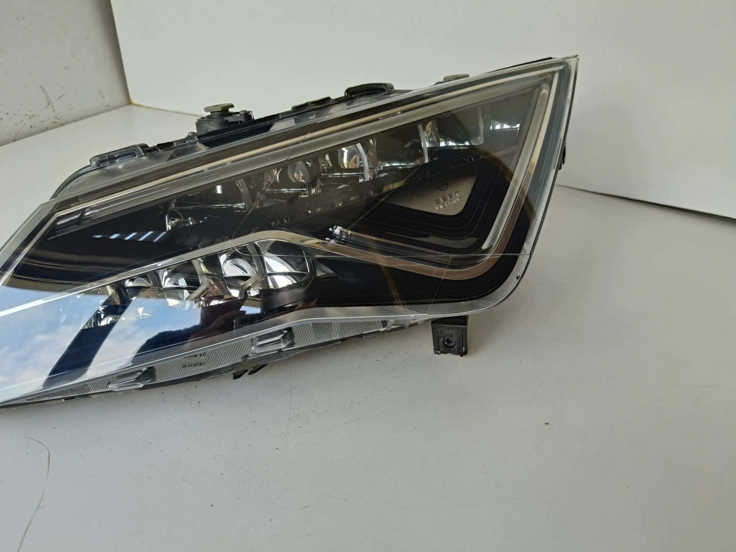 light left REFLEKTOR SEAT LEON III 3 5F 5F0 17- LIFT FULL LED
