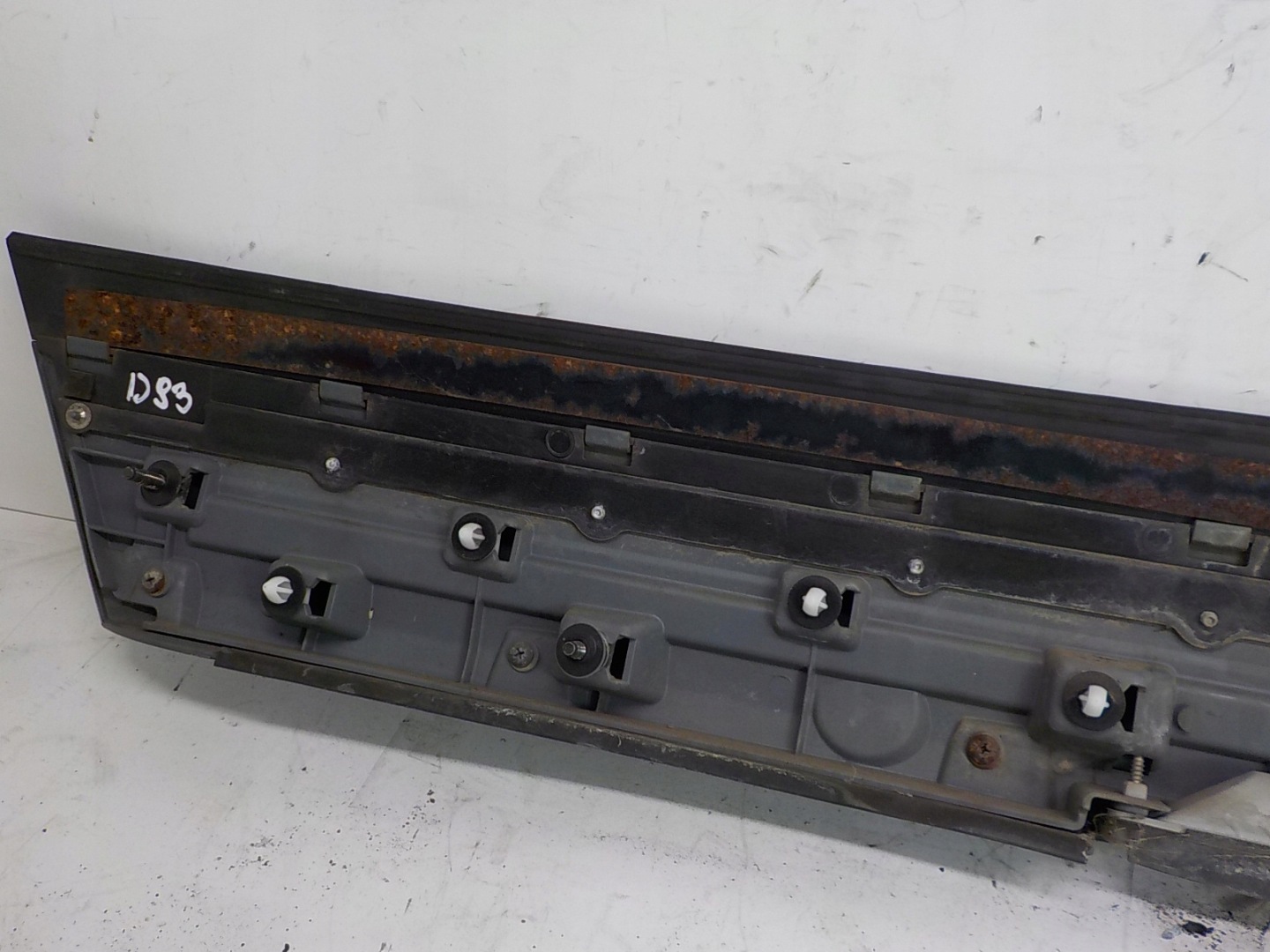 SUBARU FORESTER II SG LIFT cap bonnet moulding