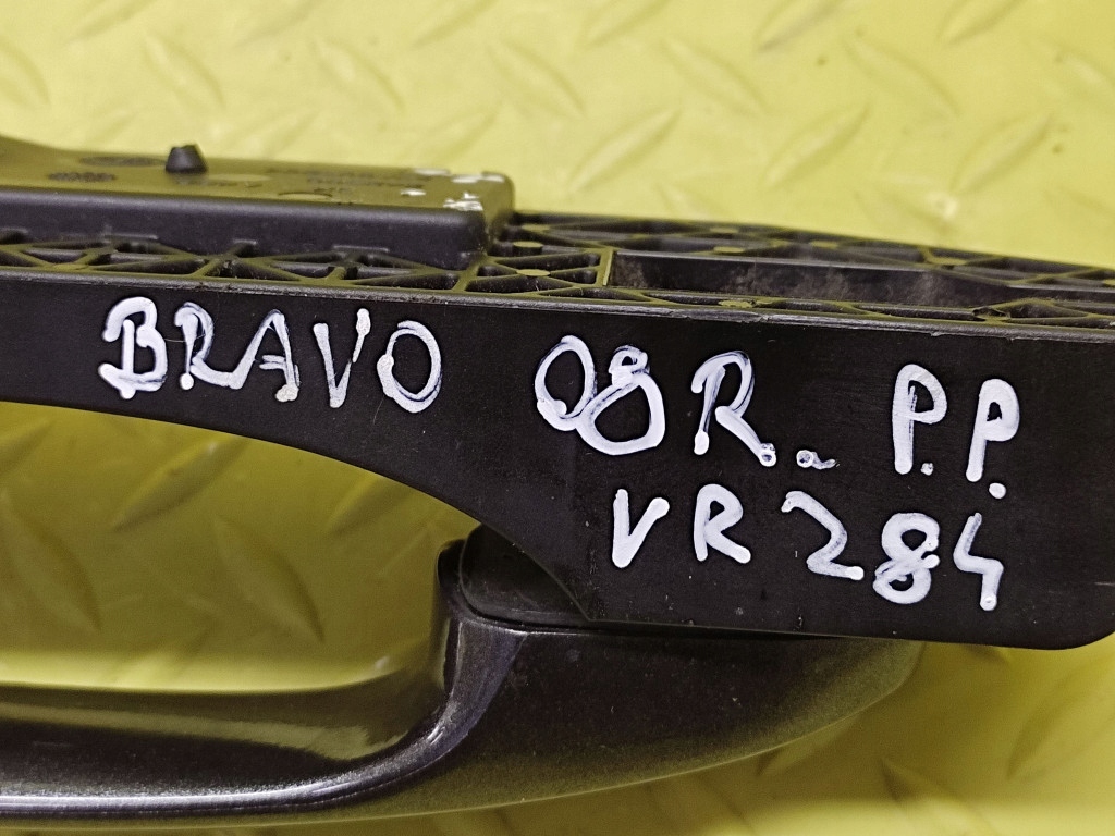 FIAT BRAVA II handle right front VR284