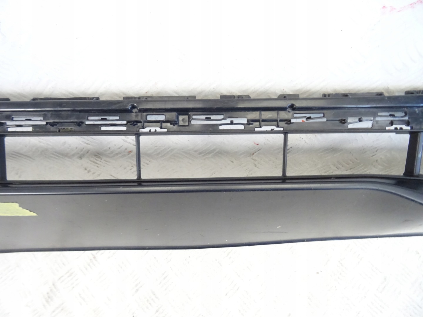 spoiler accessories of a bumper front front AUDI Q7 II 4M0807733H
