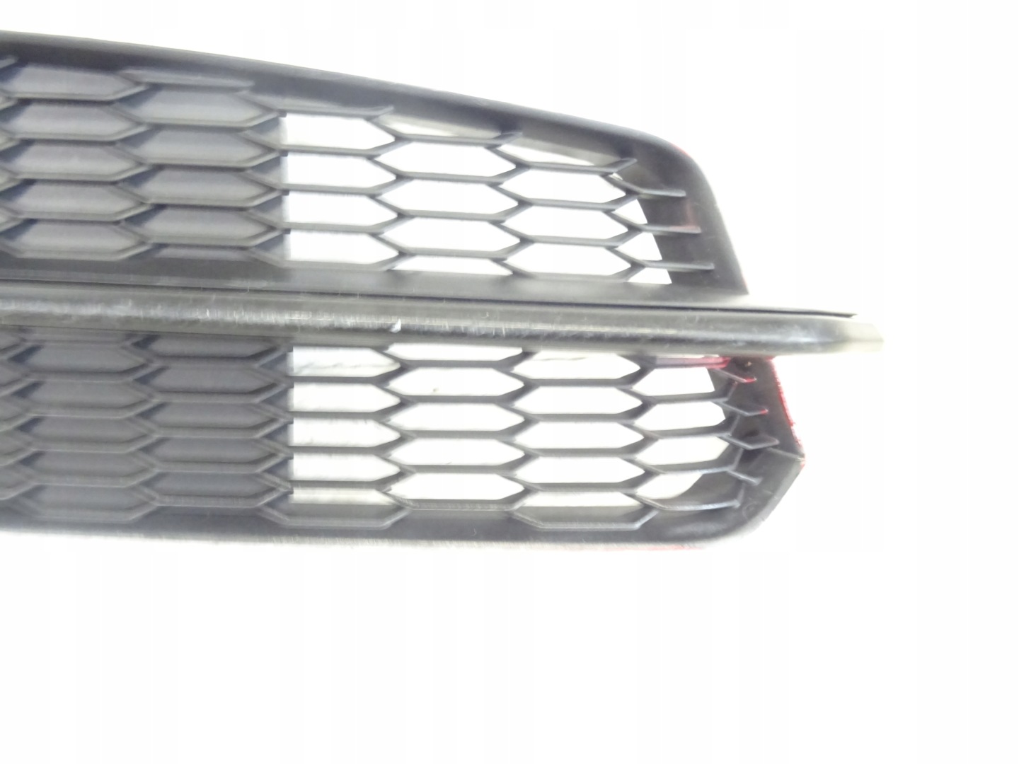 grid of a bumper front front right AUDI A6 C7 LIFT S-LINE 4G0807682AF