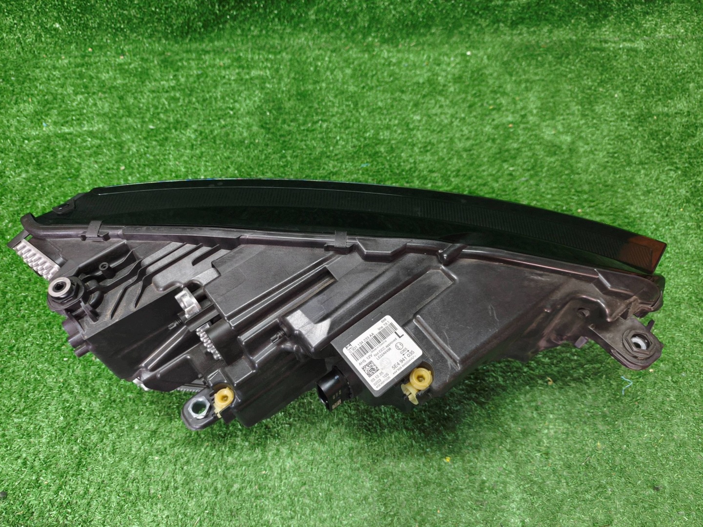 REFLEKTOR left front SKODA OCTAVIA IV 24- LIFT FULL LED NR.1632