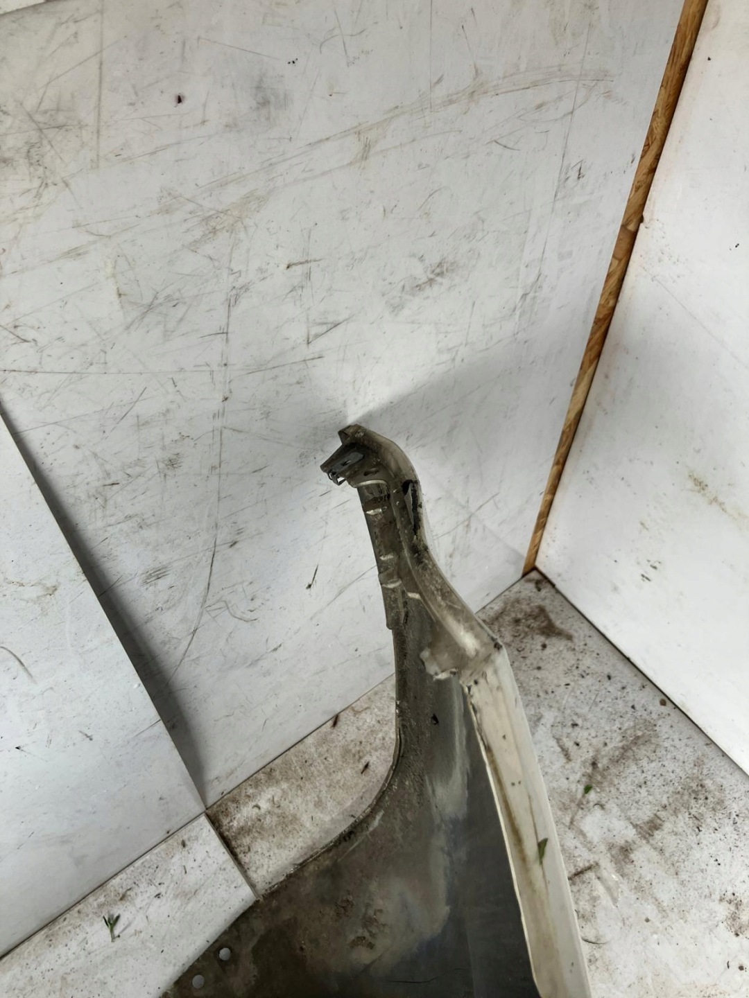 bumper rear part CITROEN DS5 below 4 PDC KAMERA KWED