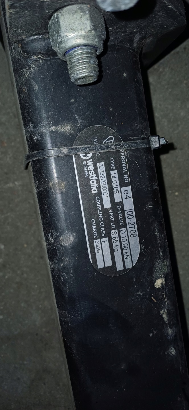 BMW x3 e83 tow bundle module WESTFALIA