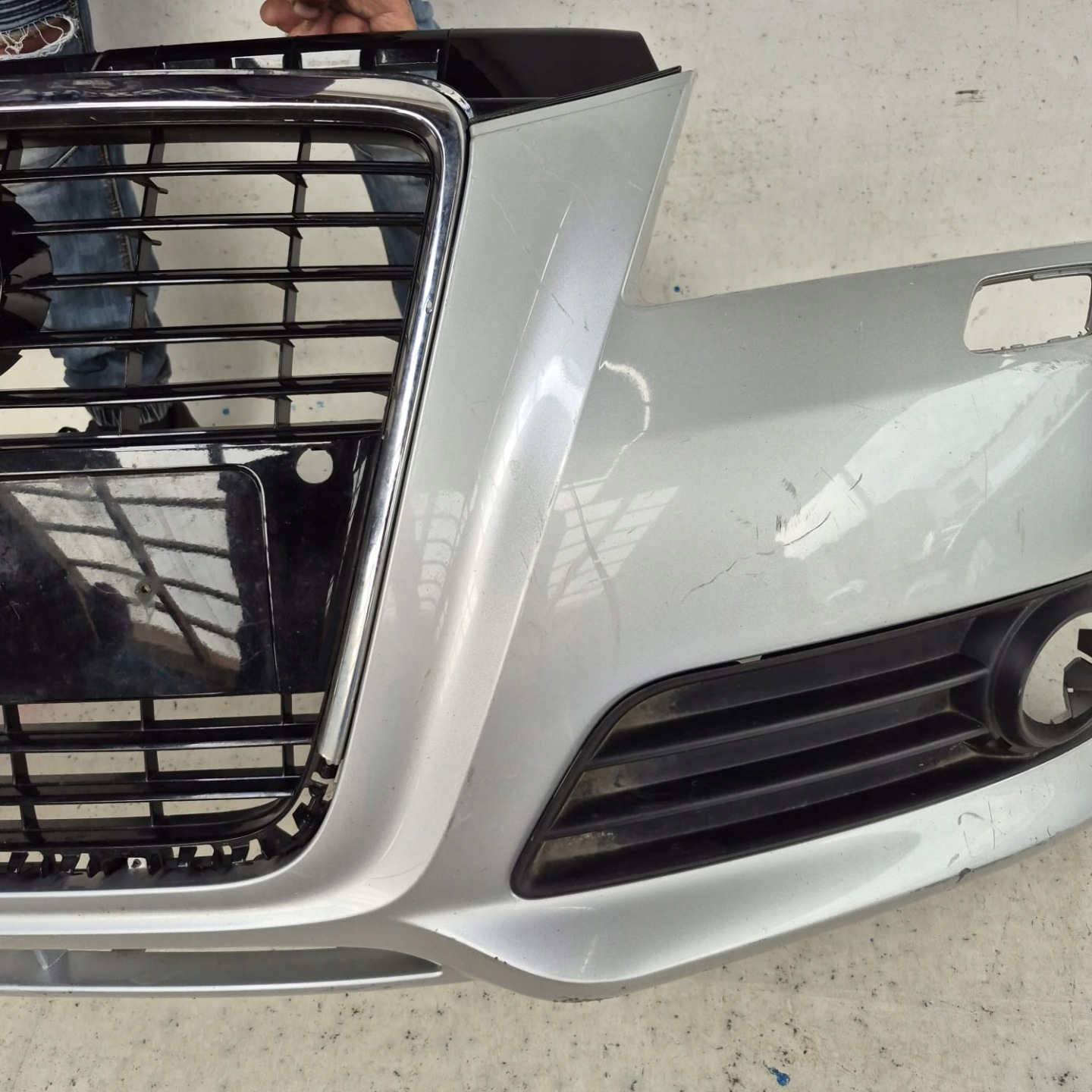 AUDI A3 8P LIFT 08- bumper front front SPR PDC 8P0807437H