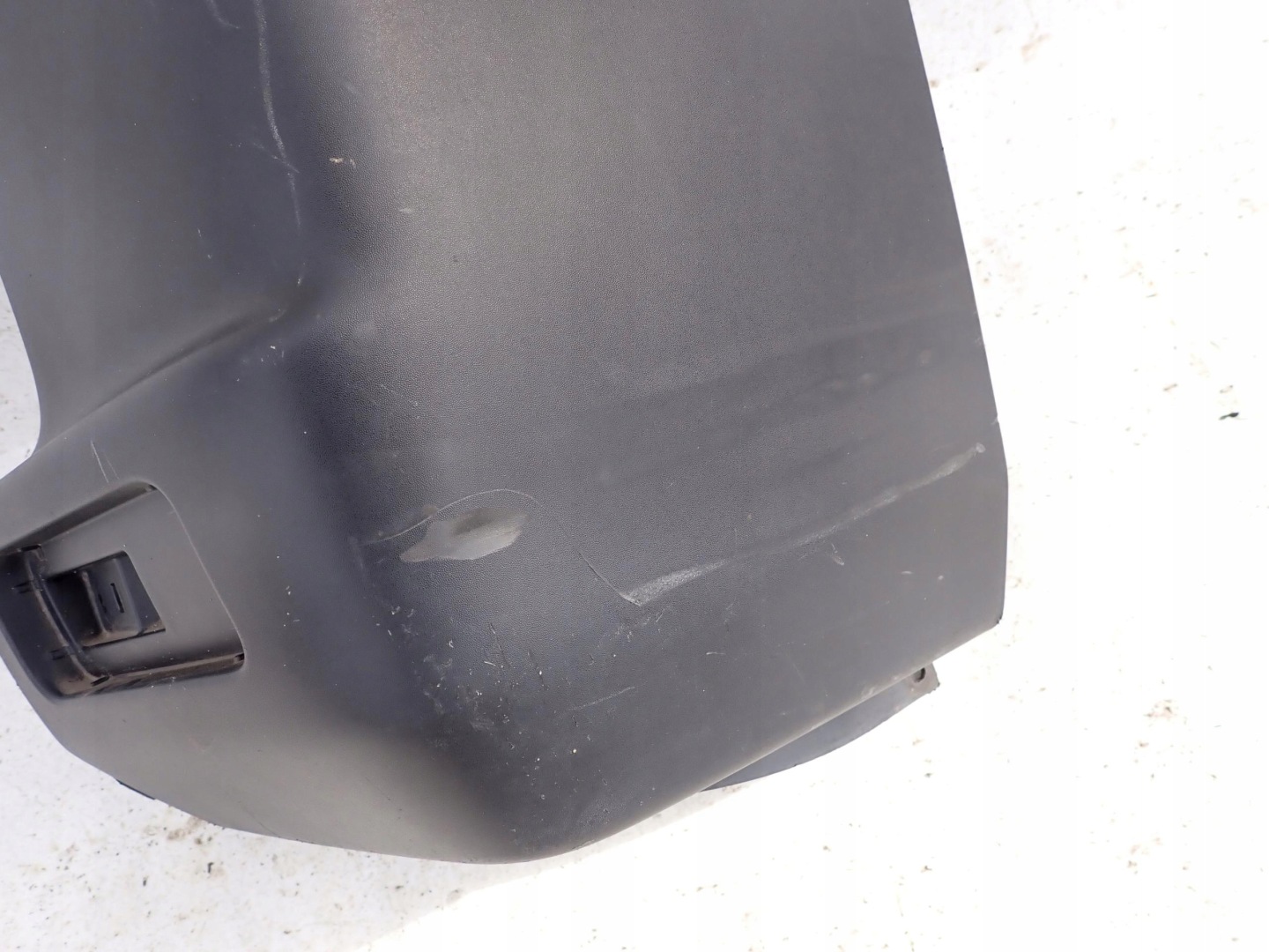 HYUNDAI H350 14- bumper rear part BOK side right