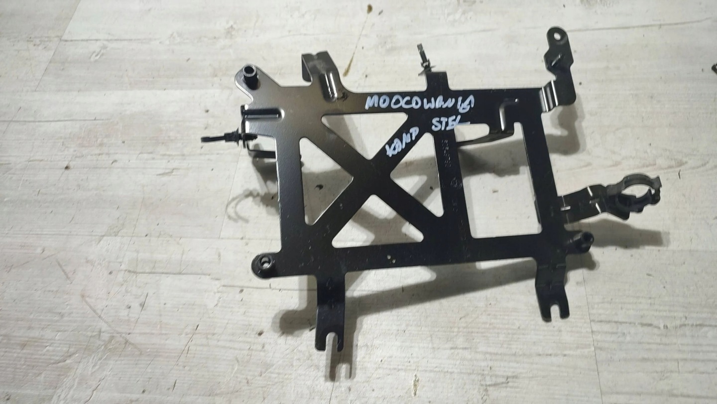 Alfa Romeo Stelvio 2021uchwyt Support plaque kanapy