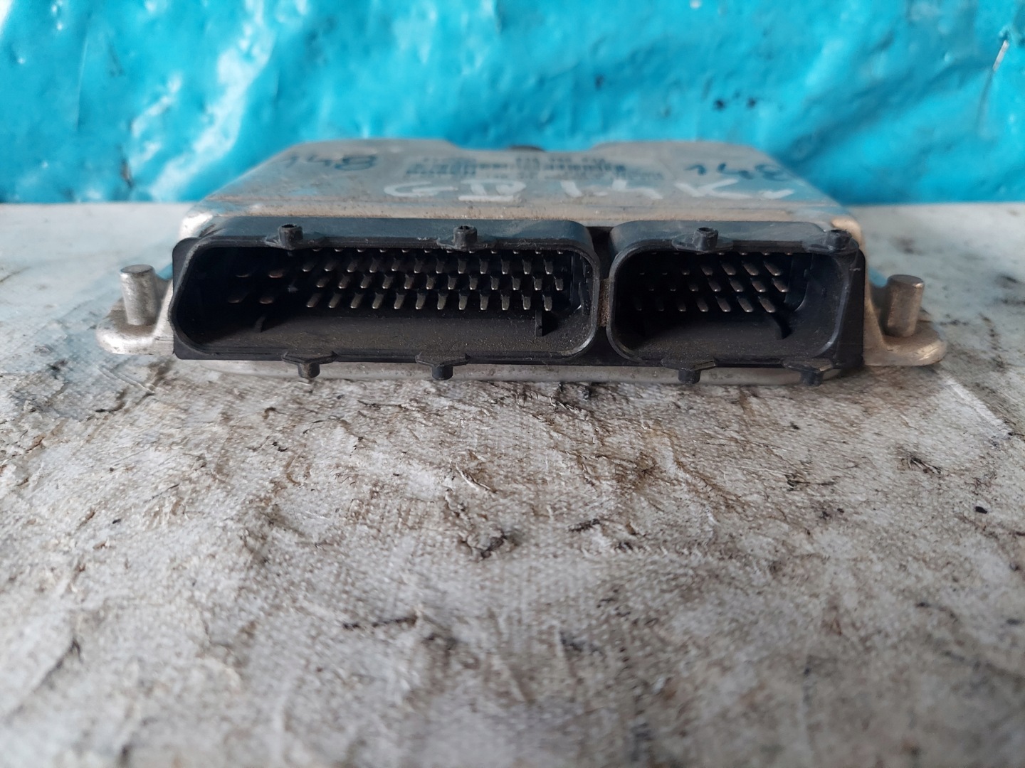 GOLF 4 1.4 B 0 36906032 control unit of the engine