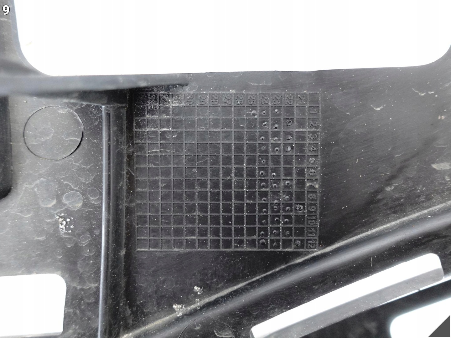 MERCEDES E-KLASA W214 AMG LINE 23- support holder W bumper front left