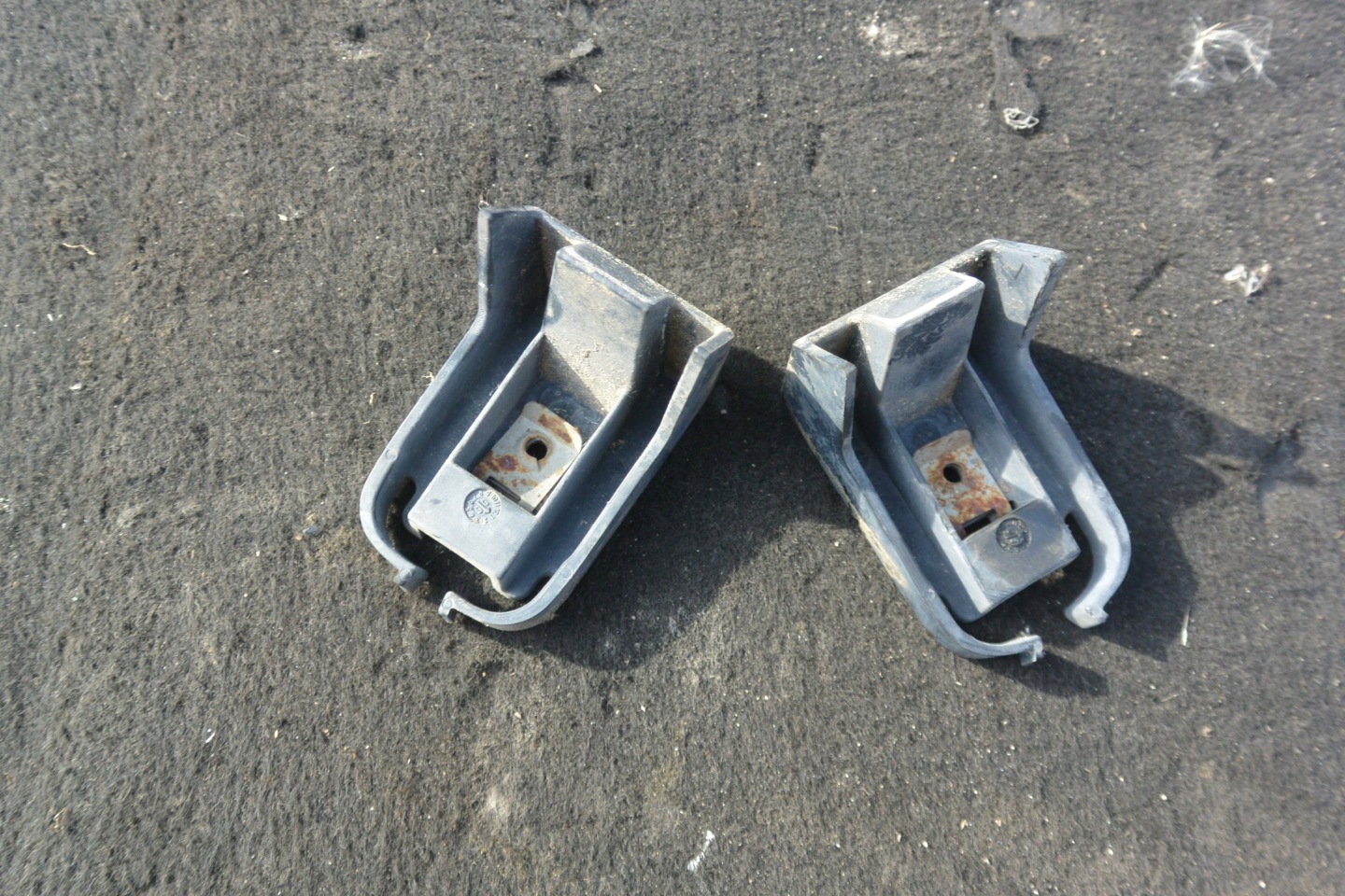 console bumper bracket front MERCEDES GL ML W164 X164 KOMPLET