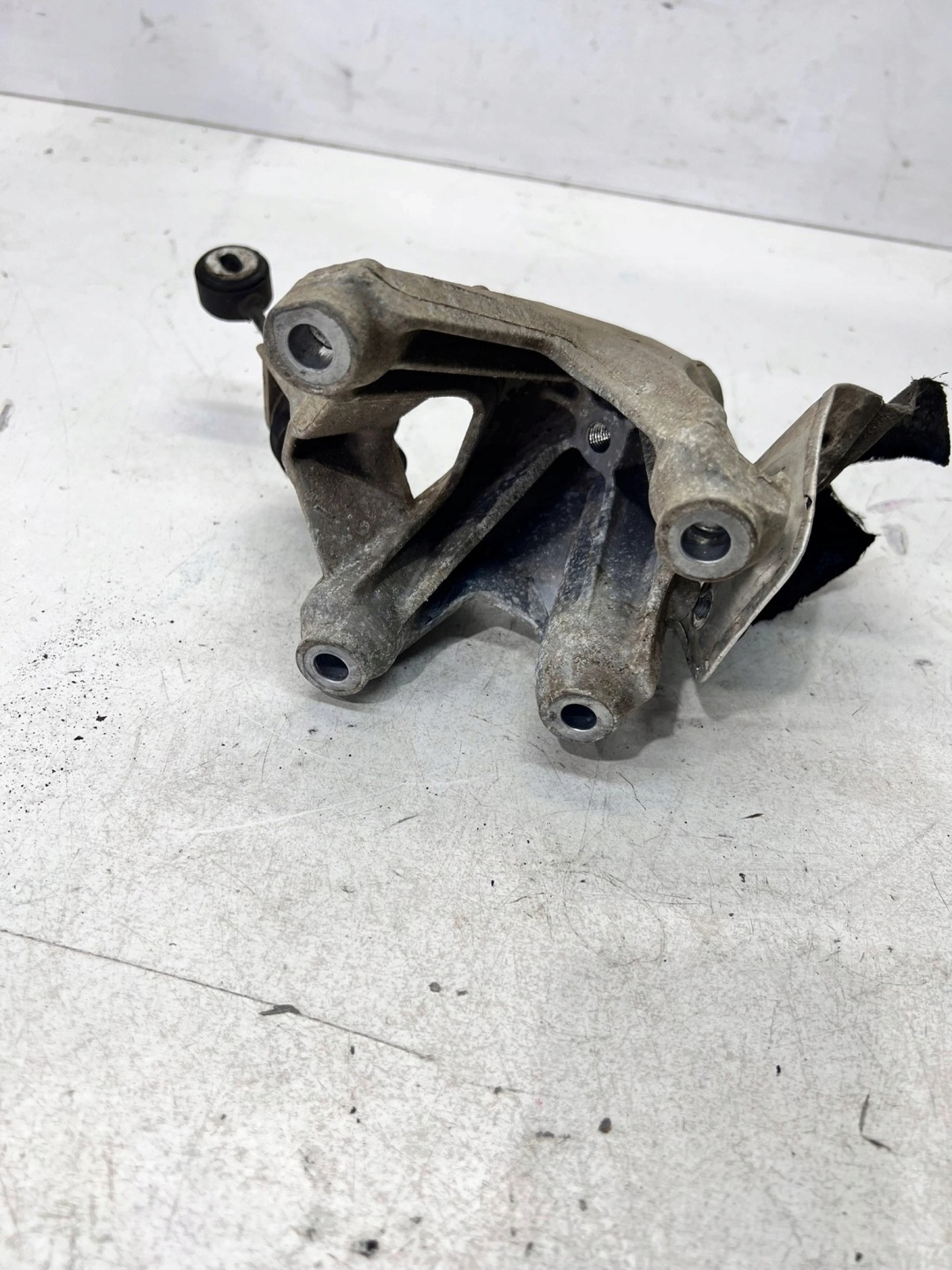 engine mount left AUDI Q7 4M A4 B9 A5 4M0199307AF 4M0199869AL